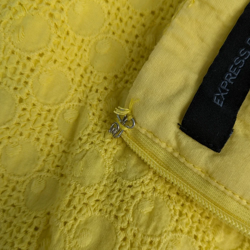Express Design Studio Eyelet‎ A-Line Mini Skirt Yellow Size 6